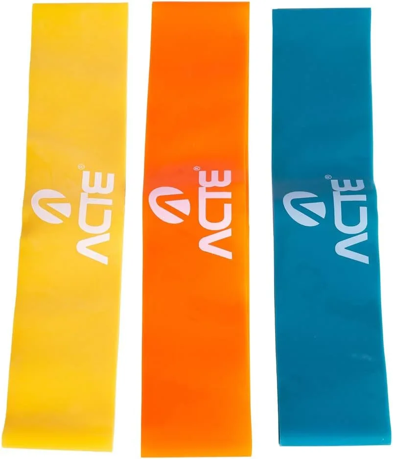 Três mini bands Acte nas cores amarela, laranja e azul, com o logo ACTE impresso