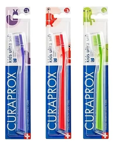 Curaprox Kids CS 5500b escova dental infantil para 4 a 12 anos