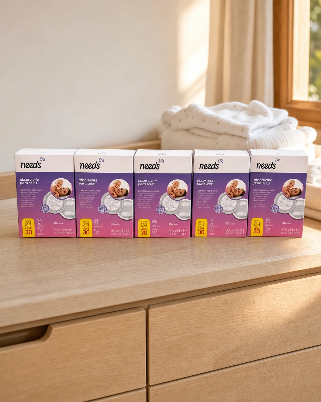 Kit com 5 caixas de absorvente para seios Needs Toque Suave, 30 unidades cada