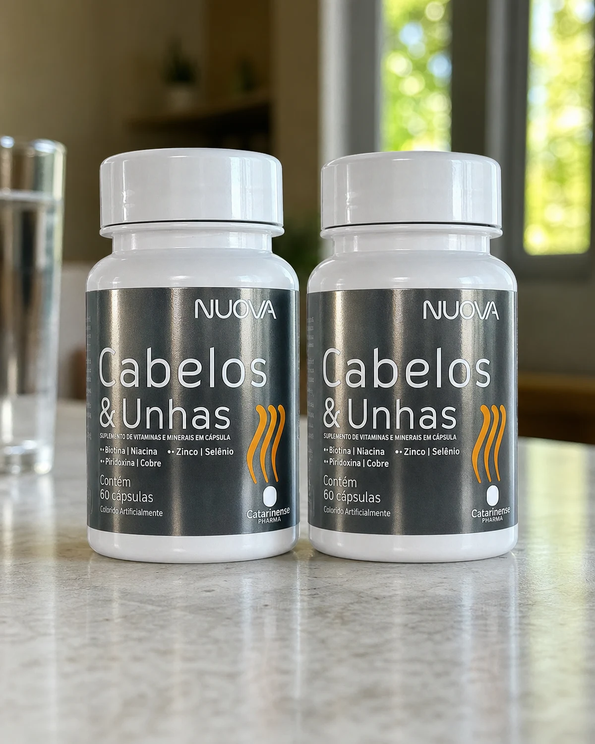 Kit com duas embalagens de 60 cápsulas Nuova Cabelos e Unhas Biotina Catarinense