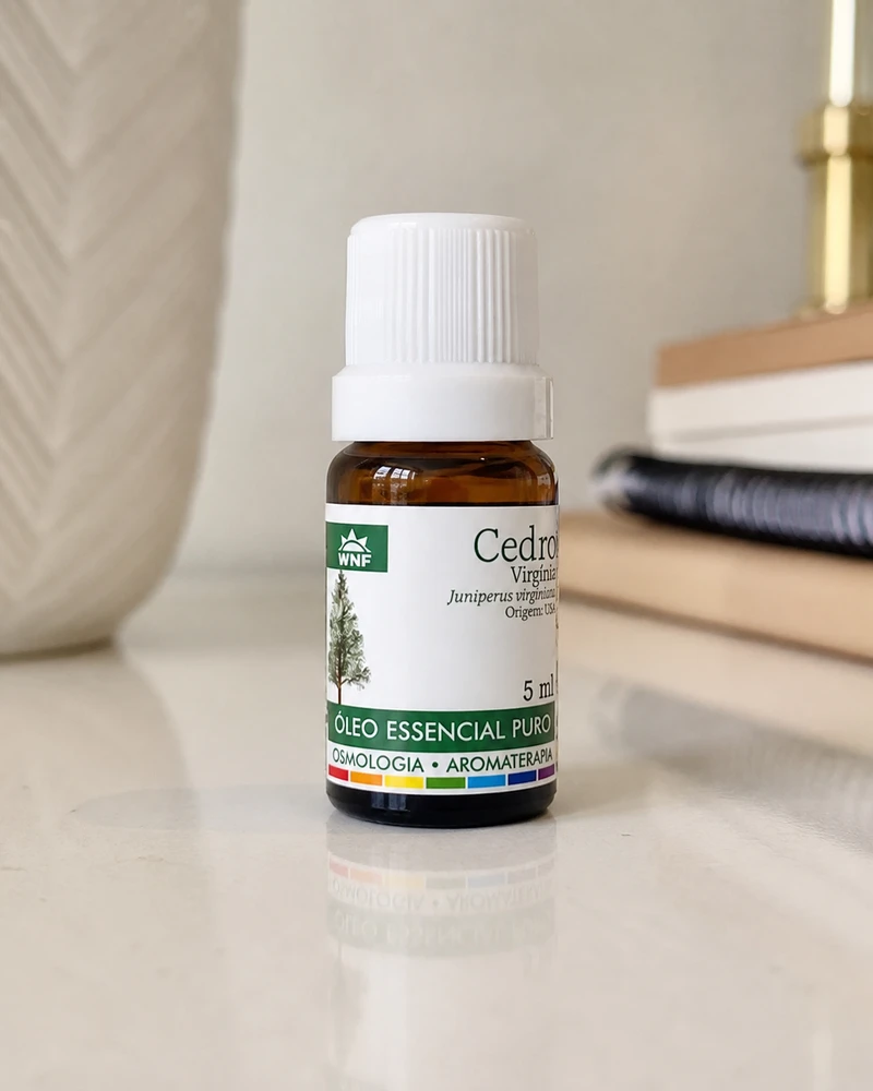Óleo essencial puro WNF Cedro Virgínia, frasco de 5 ml