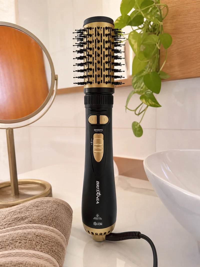 Britânia Escova Rotativa Britânia BER20PD 3 Temperaturas Bivolt
