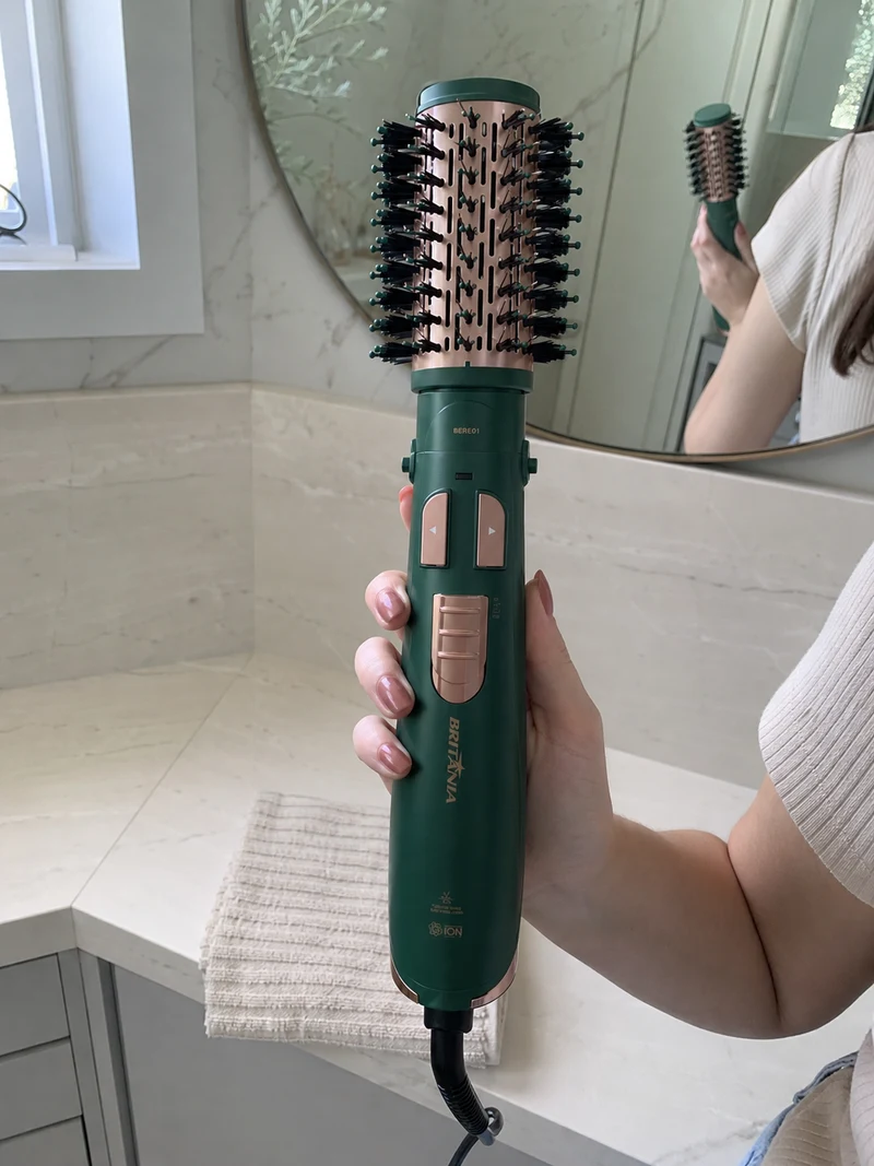 Britânia Escova Rotativa Britânia BERE01 2 em 1 1300W Bivolt
