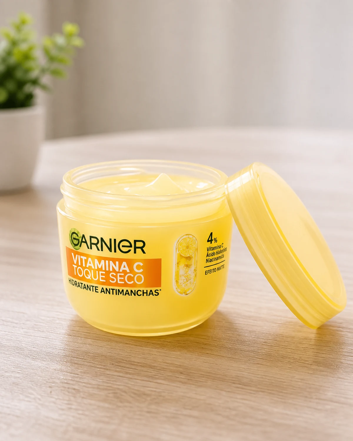 Garnier Hidratante Facial Antimanchas Vitamina C Toque Seco 85g