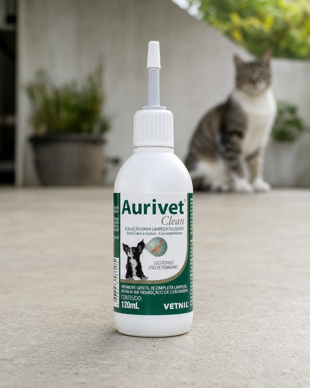 Vetnil Aurivet Clean solução de limpeza otológica 120 ml